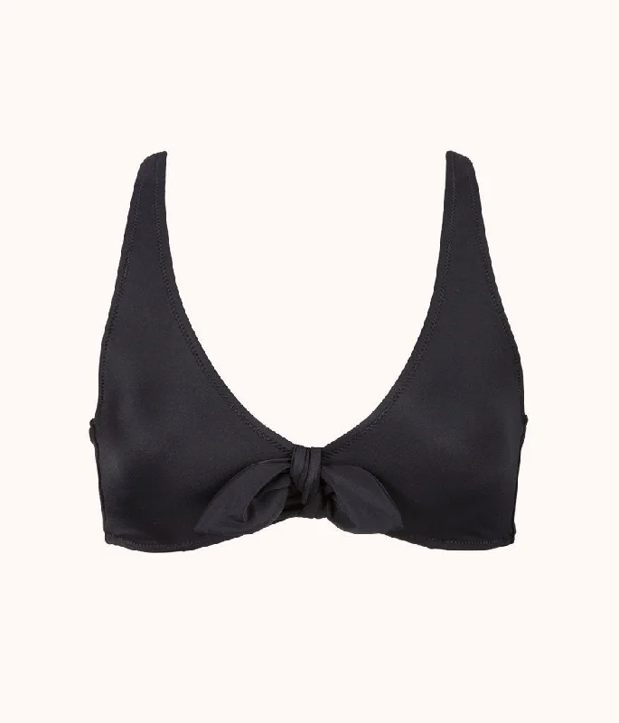 The Plunge Bralette: Jet Black